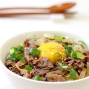 소고기덮밥(규동) 메뉴 사진(네이버)