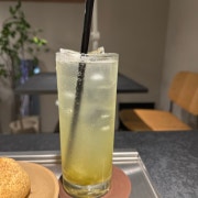 Ade 레몬/청포도/자몽 메뉴 사진(네이버)