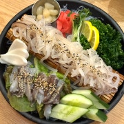 산 오징어회 메뉴 사진(네이버)