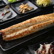 허브민물장어1kg 초벌구이(방문포장) 메뉴 사진(네이버)
