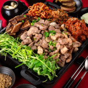모둠 한 판(소) 메뉴 사진(네이버)