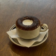 Donut cream latte 🍩 메뉴 사진(네이버)