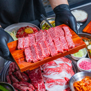 최상급 한우 투뿔 짝갈비살 메뉴 사진(네이버)