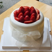 로얄스트로베리(시즌 종료) 메뉴 사진(네이버)