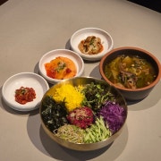 (점심)한우육회비빔밥 메뉴 사진(네이버)