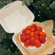 미니 딸기밭 케이크(시즌종료) 메뉴 사진(네이버)