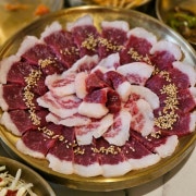 생차돌박이 사시미 메뉴 사진(네이버)
