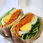 당근라페 샌디치 메뉴 사진(네이버)