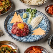 육회(200g) 메뉴 사진(네이버)