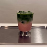 말차 딸기 라떼 메뉴 사진(네이버)