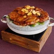 돌판돼지석갈비(대) 메뉴 사진(네이버)