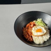 김치덮밥 메뉴 사진(네이버)