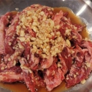수원식 마늘소금 양념소갈비 150g 메뉴 사진(네이버)