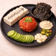 청어알 두부 보쌈 메뉴 사진(네이버)