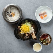 한우 왕 갈비탕 메뉴 사진(네이버)