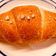 비건 소금빵 메뉴 사진(네이버)