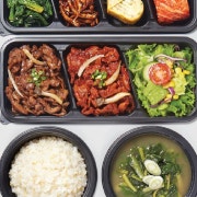 고기한상 도시락 (간장/고추장)제육 메뉴 사진(네이버)