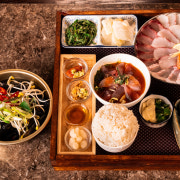 모듬회 8종 (소) 메뉴 사진(네이버)