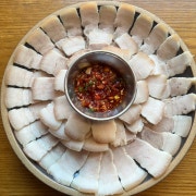 냉수육(300g) 메뉴 사진(네이버)