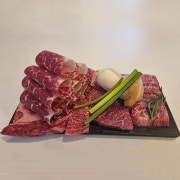 프리미엄 작은소 500g 메뉴 사진(네이버)