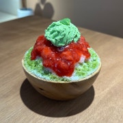 딸기말차빙수 메뉴 사진(네이버)
