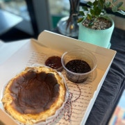 바스크 치즈케이크 메뉴 사진(네이버)