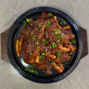 매콤 뼈구이 메뉴 사진(네이버)