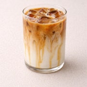 바닐라라떼 메뉴 사진(네이버)