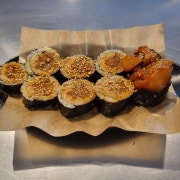 묵은지 볶음김밥 메뉴 사진(네이버)