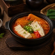 수비드 통삼겹 김치찜 메뉴 사진(네이버)