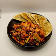 골뱅이무침&납작만 메뉴 사진(네이버)