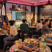 연남동 유일 50인 단체석 완비 메뉴 사진(네이버)
