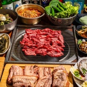 직접 만드는 반찬들, 상차림비 없이! 메뉴 사진(네이버)