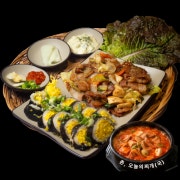 숯불간장돼지불고기 김밥쌈세트 메뉴 사진(네이버)