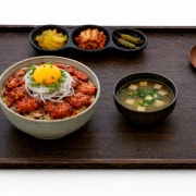(점심특선)매운 부타동 메뉴 사진(네이버)