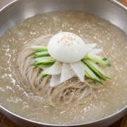 물냉면 메뉴 사진(네이버)