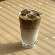 바닐라라떼 메뉴 사진(네이버)