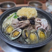 유황오리 능이낙지백숙 메뉴 사진(네이버)