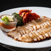 탄수호 항정수육 메뉴 사진(네이버)