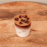 스윙 라떼 메뉴 사진(네이버)