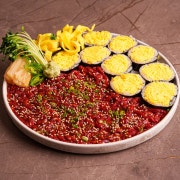 한우 육회와 키토 김밥 메뉴 사진(네이버)