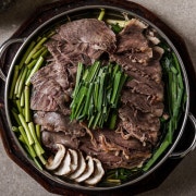 미나리 수육 전골 메뉴 사진(네이버)