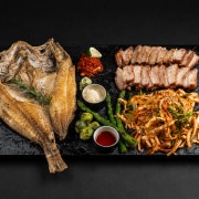 大 반건조 우럭 삼합 한상 메뉴 사진(네이버)