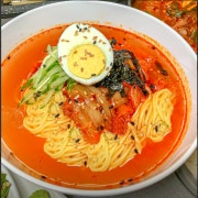 소면(김치말이/비빔) 메뉴 사진(네이버)