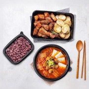 肉육칠이 찌개 세트 메뉴 사진(네이버)