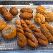 모둠도너츠 7개 메뉴 사진(네이버)