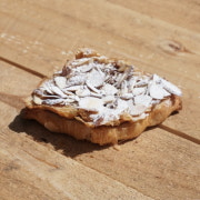 Almond Croissant 메뉴 사진(네이버)
