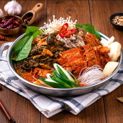 우거지감자탕(소)2인 메뉴 사진(네이버)