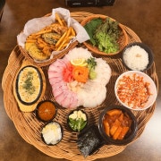 어부바 모듬 회 한상 (소) 메뉴 사진(네이버)