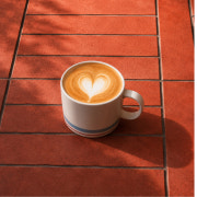 Latte(Hot) 메뉴 사진(네이버)